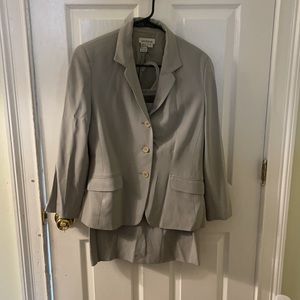 Ann Taylor 2 piece suit